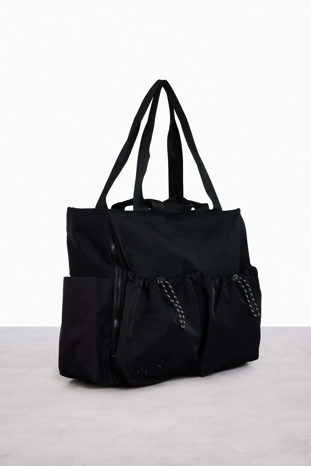 The Sport Carryall in Black - Image 2