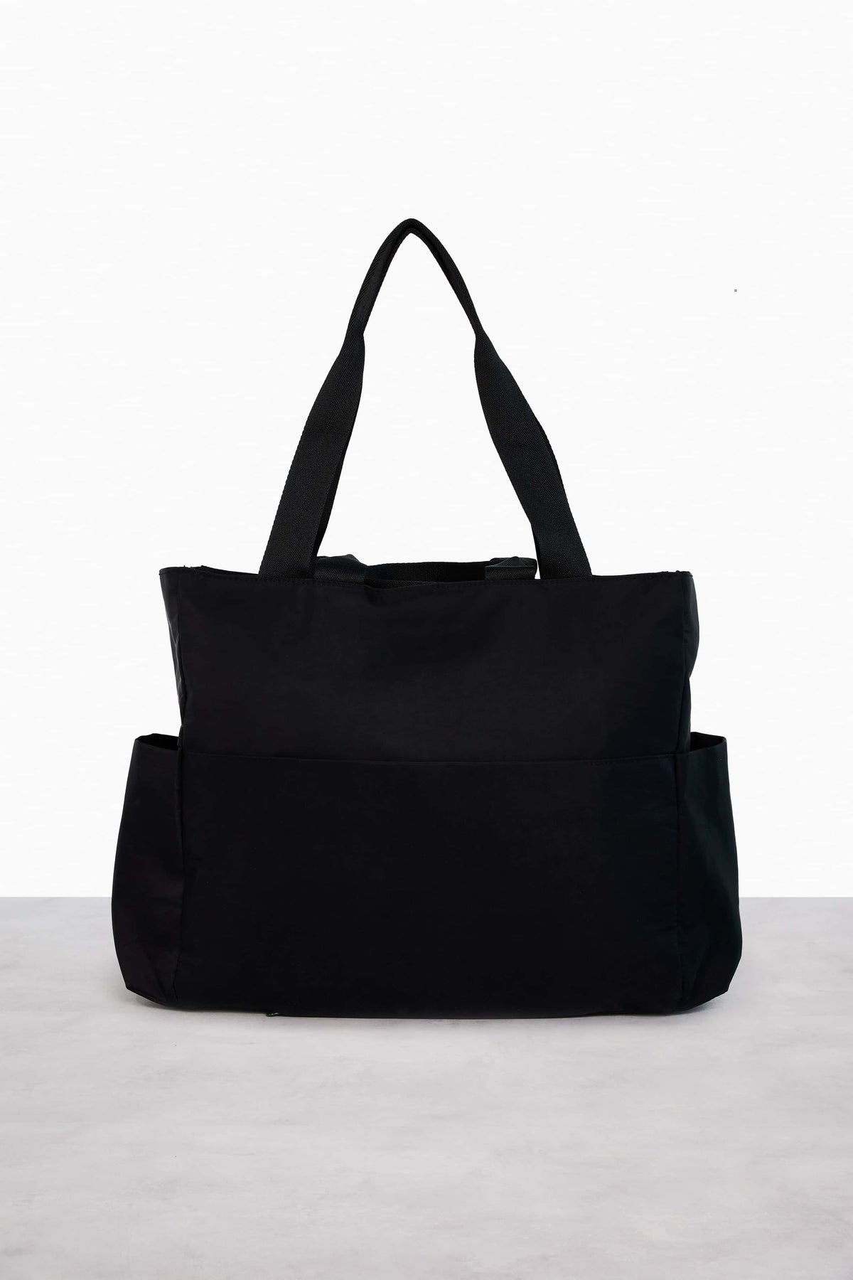 The Sport Carryall in Black - Image 3