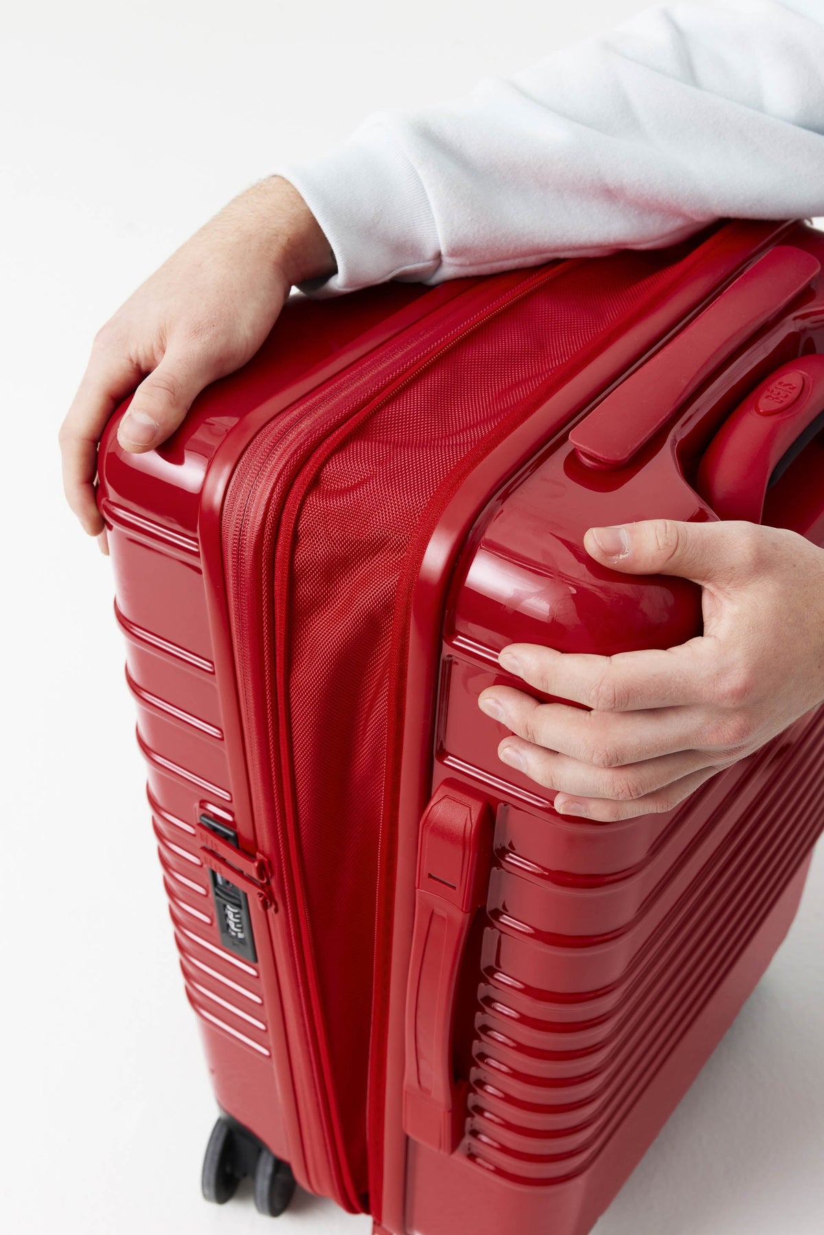 The Carry-On Roller in Text Me Red - Image 13