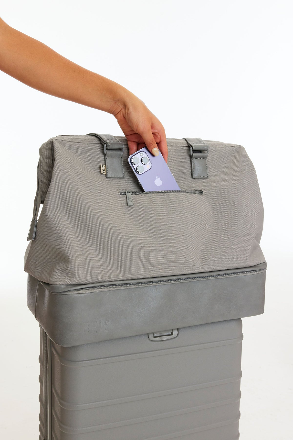 Resale The Convertible Weekender in Grey - Image 8