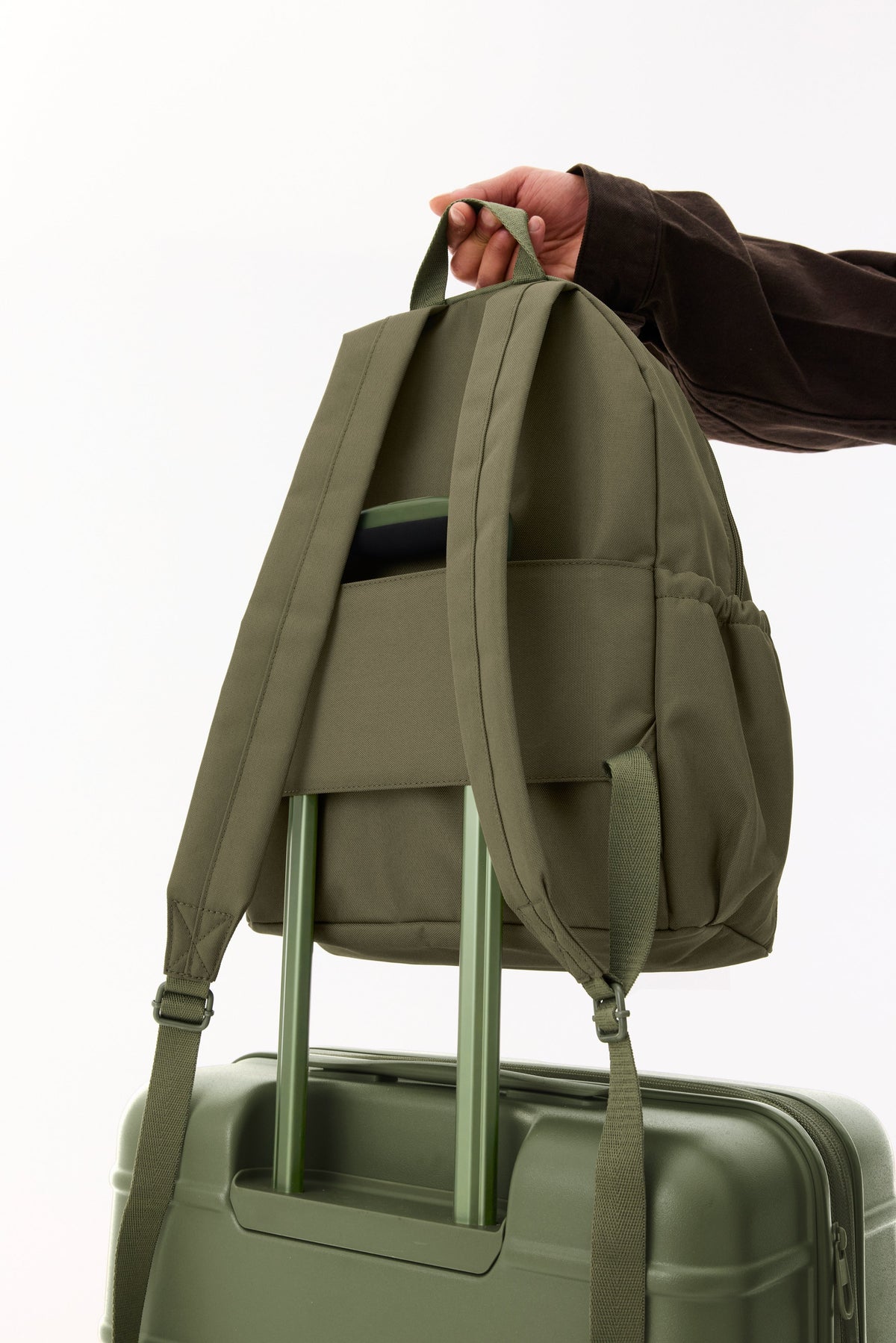 The BÉISics Backpack in Olive - Image 6