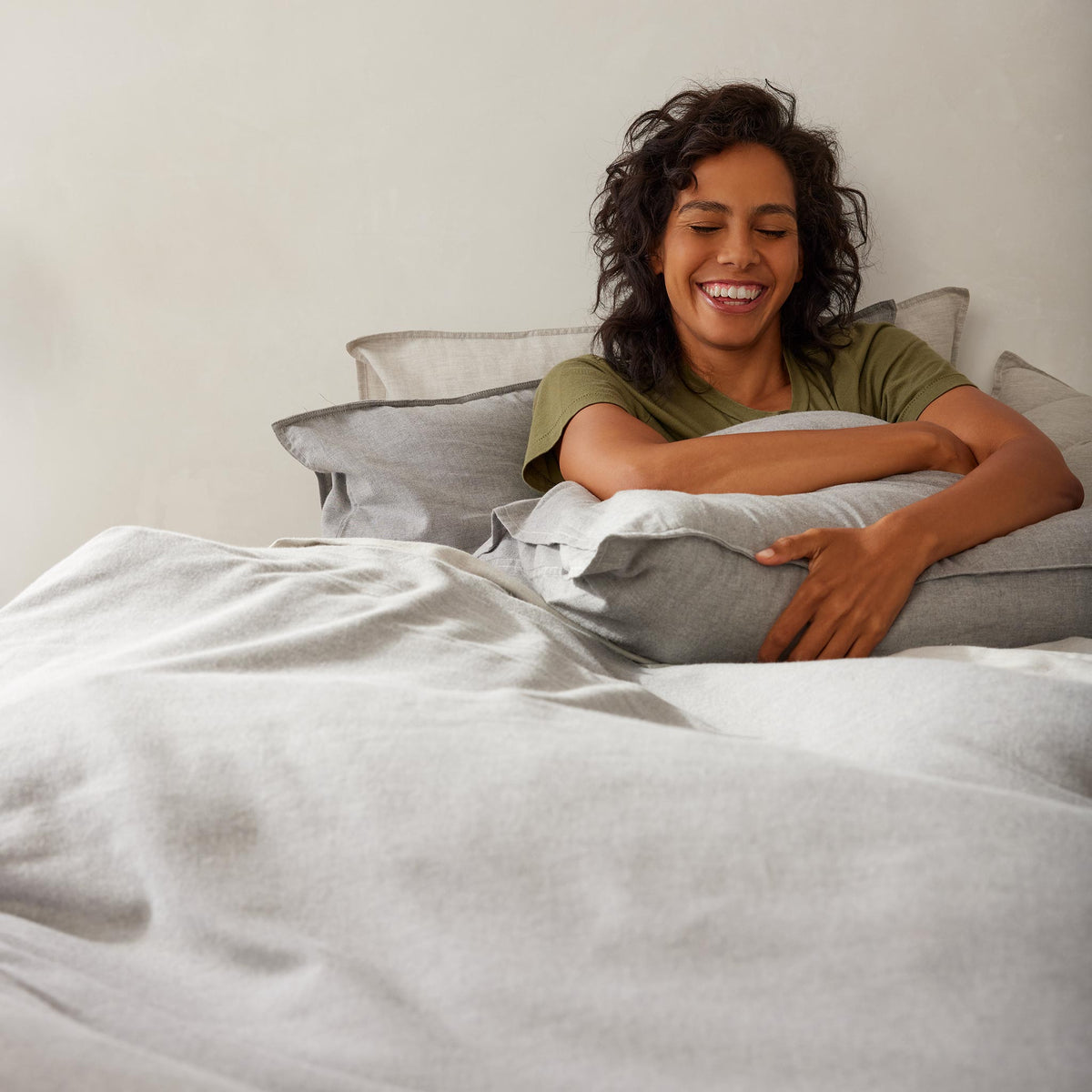 Heathered Cashmere Pillowcase Set - Image 5