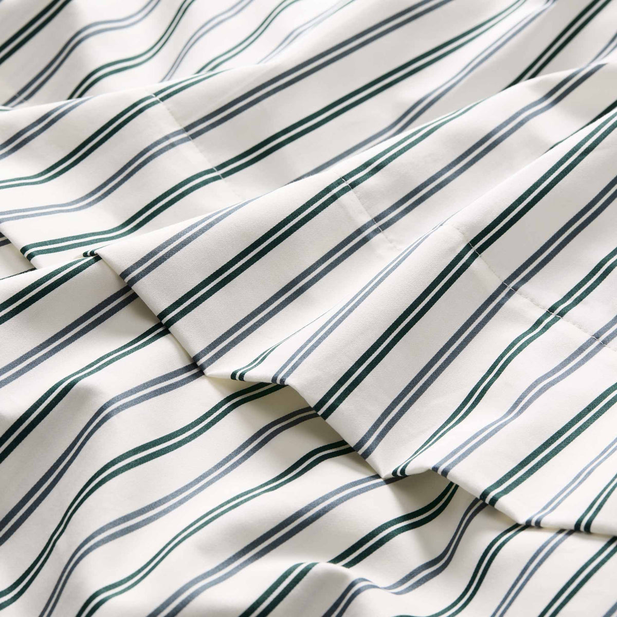 Luxe Sateen Fitted Sheet - Image 57