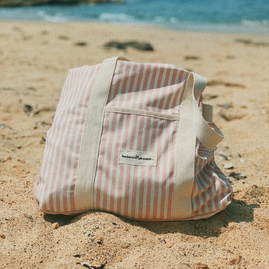 The Beach Bag - Image 2