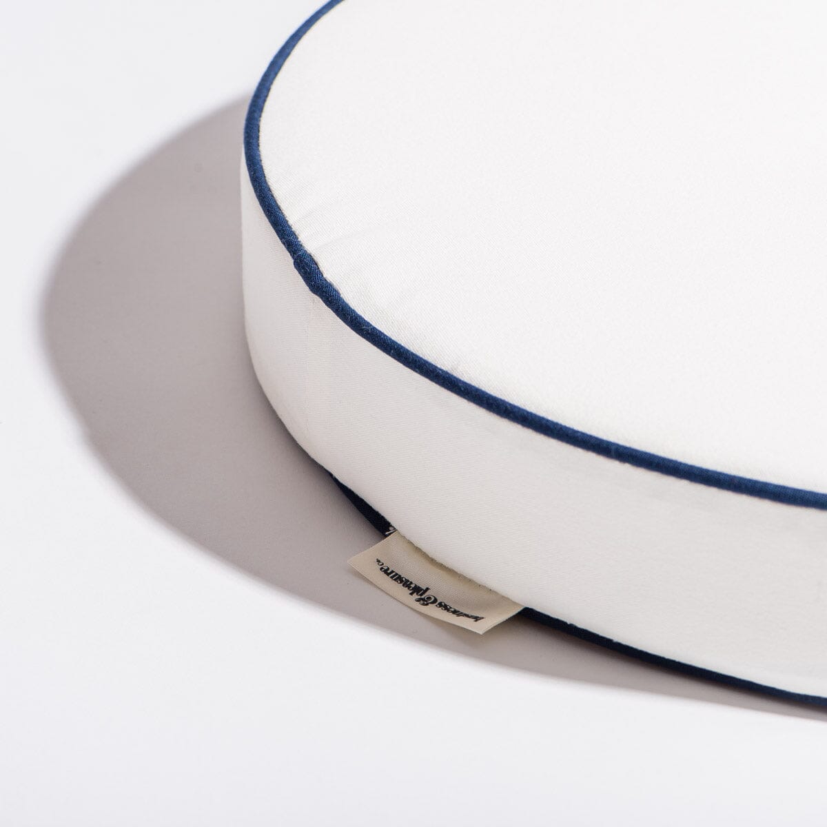 The Circular Pillow - Image 4