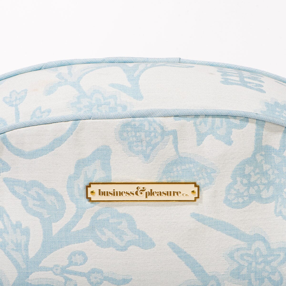 The Pool Lounger - Image 6