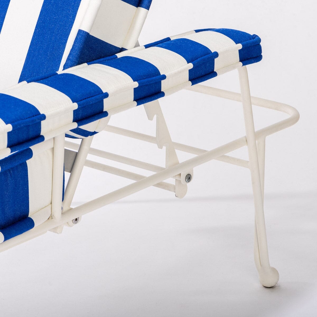 The Waterhouse Sun Lounger - Image 4