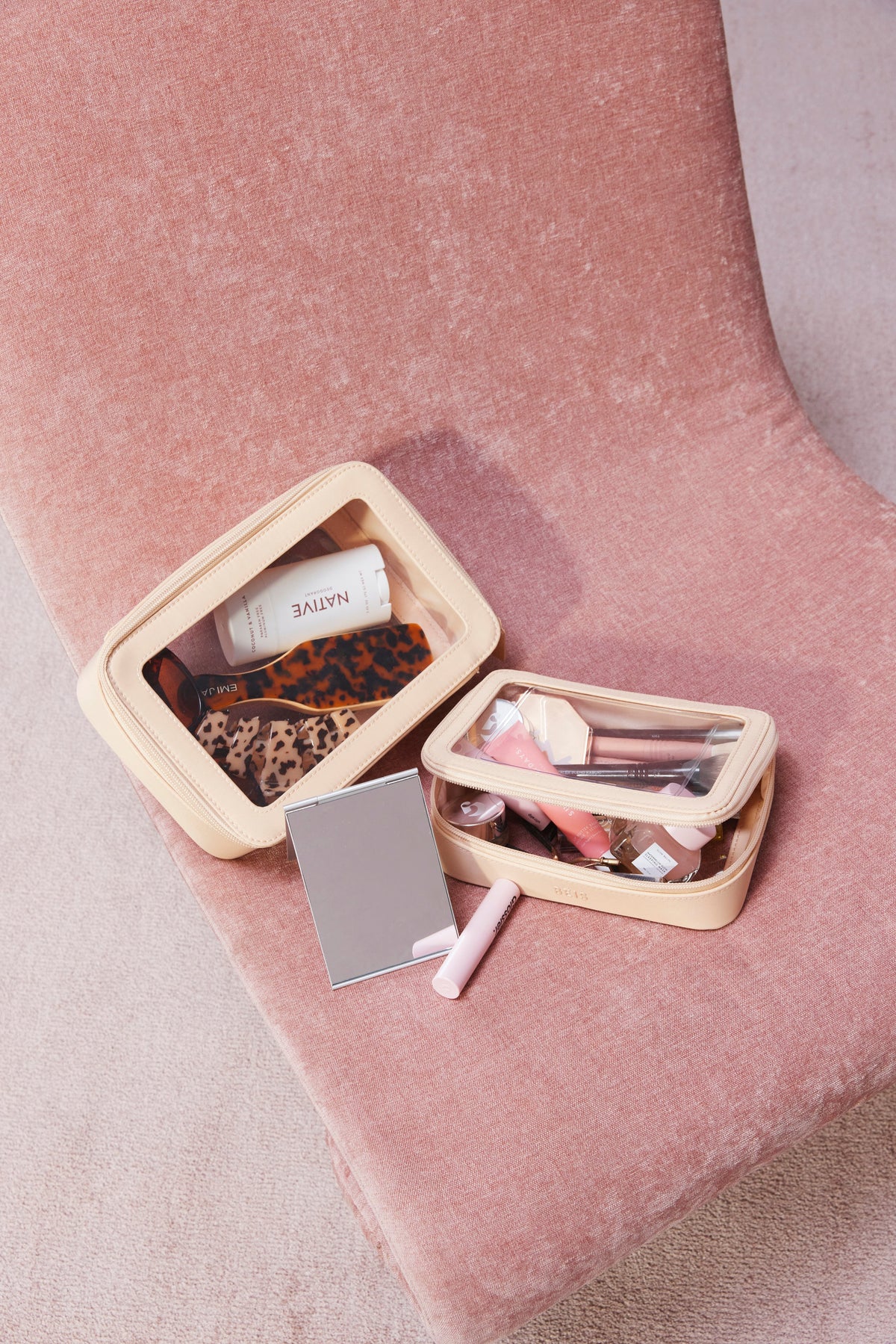 The In Flight Cosmetic Set in Beige - Image 6
