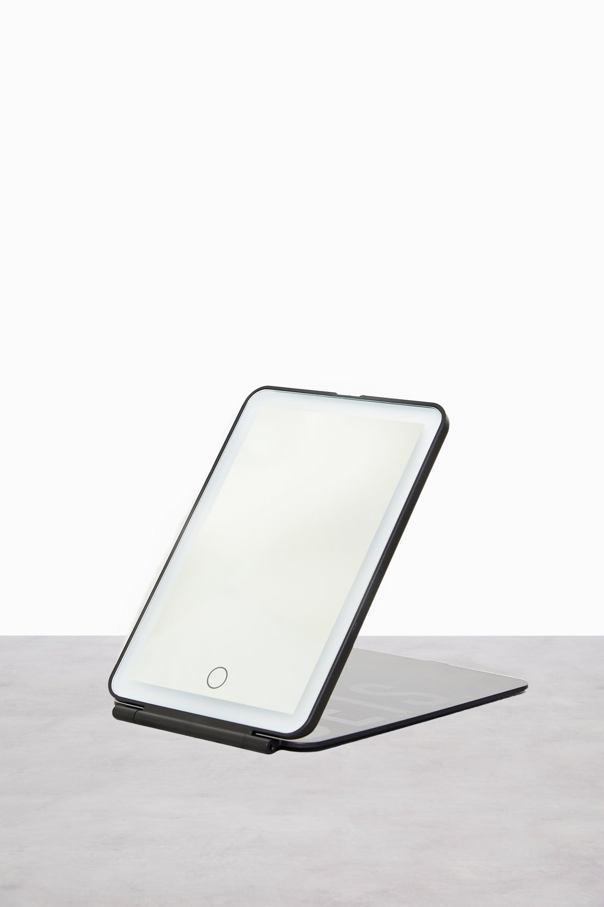The Light-Up Travel Mirror in Black - Image 2