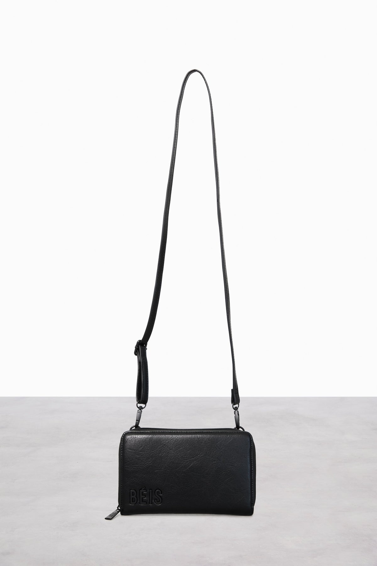 Resale The Travel Wallet in Black - Image 3