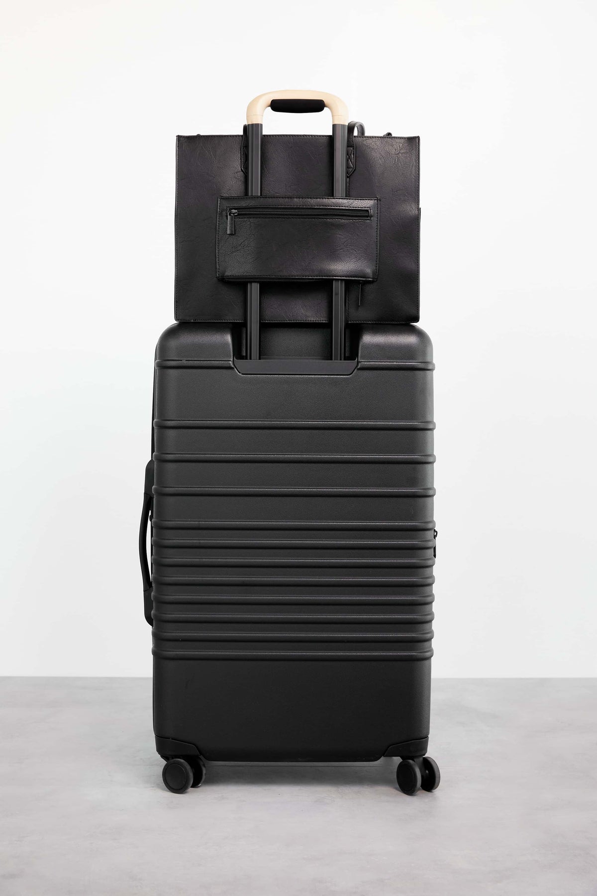 Resale The Large Work Tote in Black - Image 4
