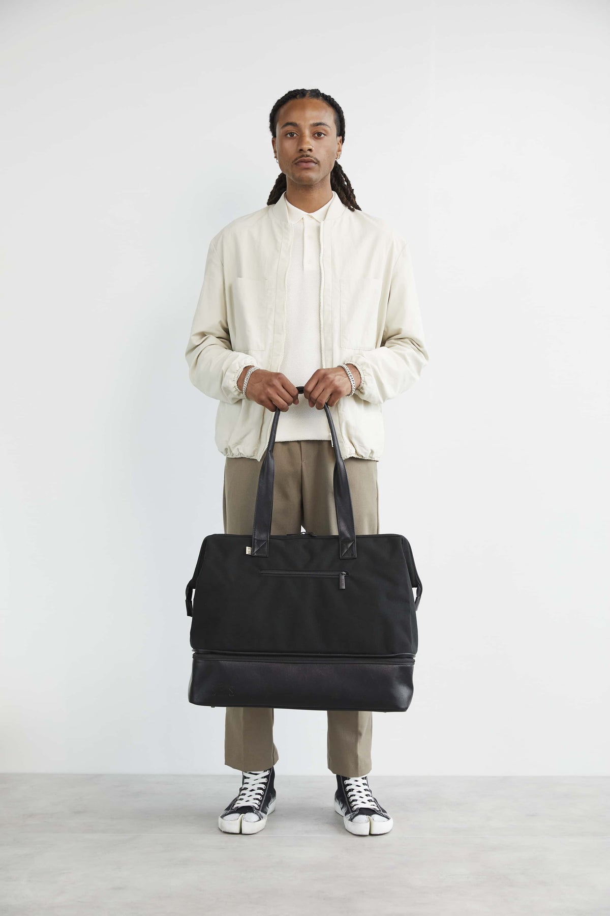 The Convertible Weekender in Black - Image 6