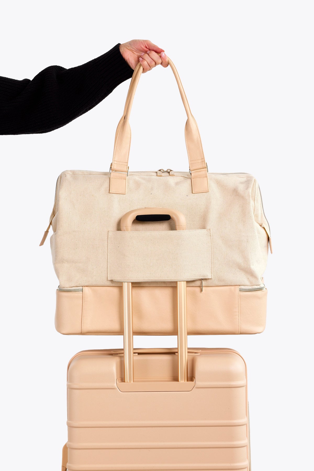 The Weekender in Beige - Image 4