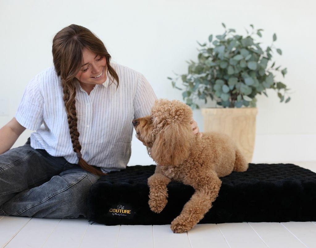 Black Crinkle Pet Crate Pad - Image 2