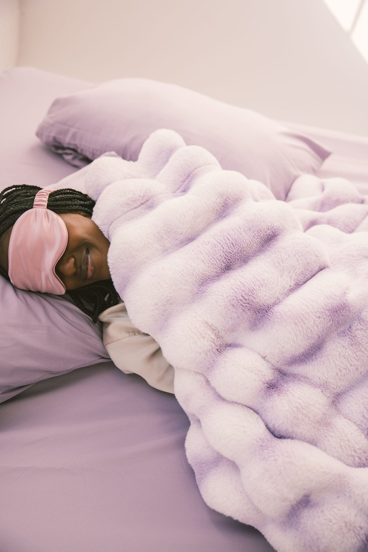 Extreme Ultra Cloud Lilac Breeze Blanket - Image 3
