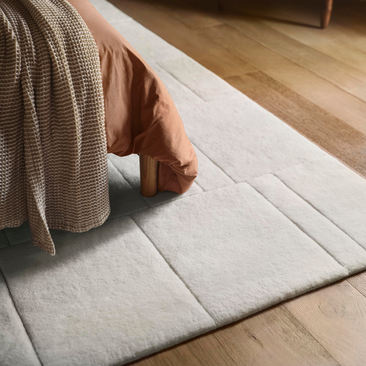 Aria Hand-Knotted Area Rug - Image 5