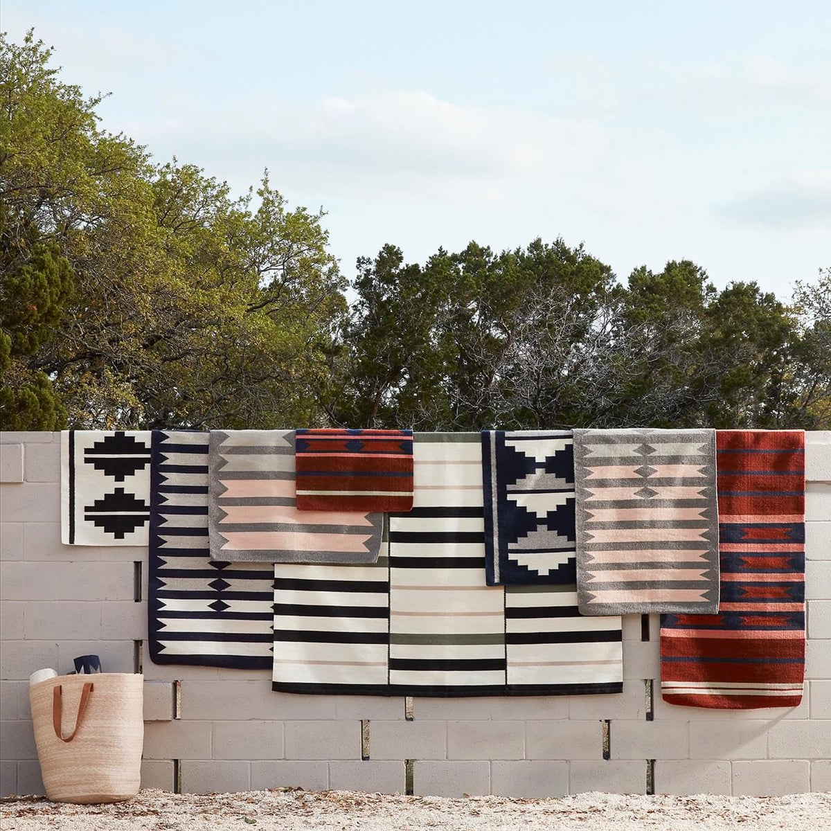 Bandera Handwoven Accent Rug - Image 11