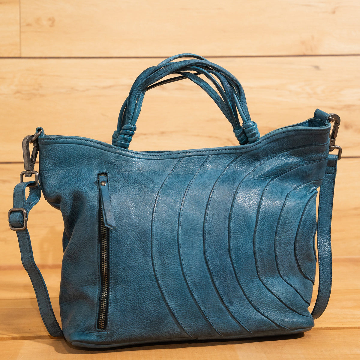 Joplin Leather Crossbody Bag - Image 8
