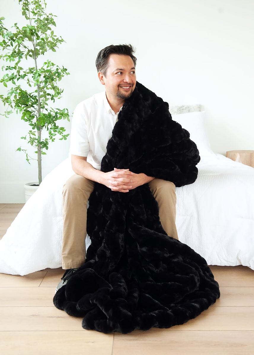 Ultra Sorbet Black Blanket - Image 2