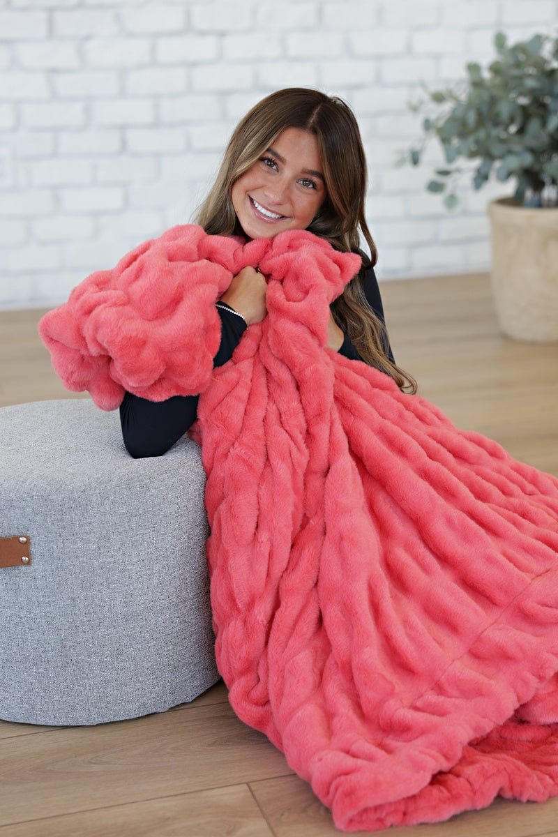 Hugs Georgia Peach Blanket - Image 2