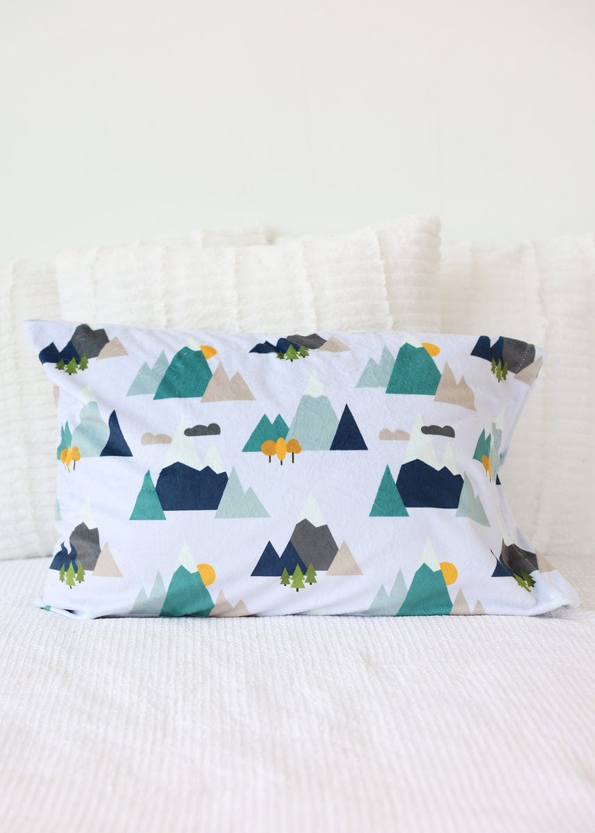 Mountain Tops Blanket - Image 5