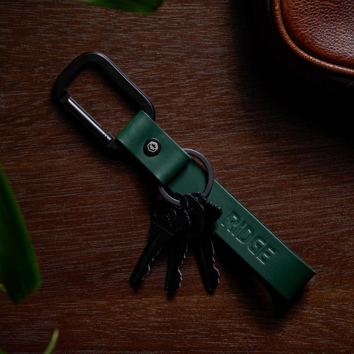 Everyday Keychain - Hunter Green Leather - Image 5