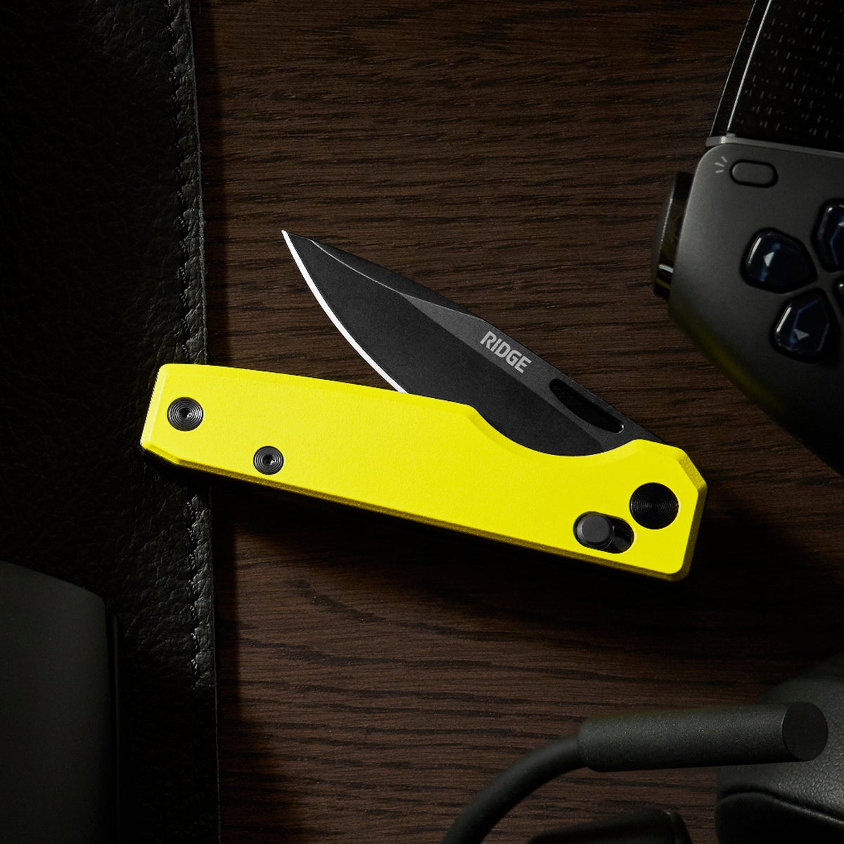 Everyday Folder - Hyper Lime - Image 5