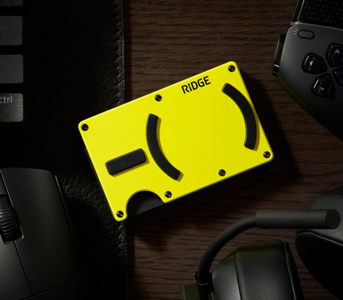 Ridge Wallet for MagSafe - Hyper Lime - Image 5