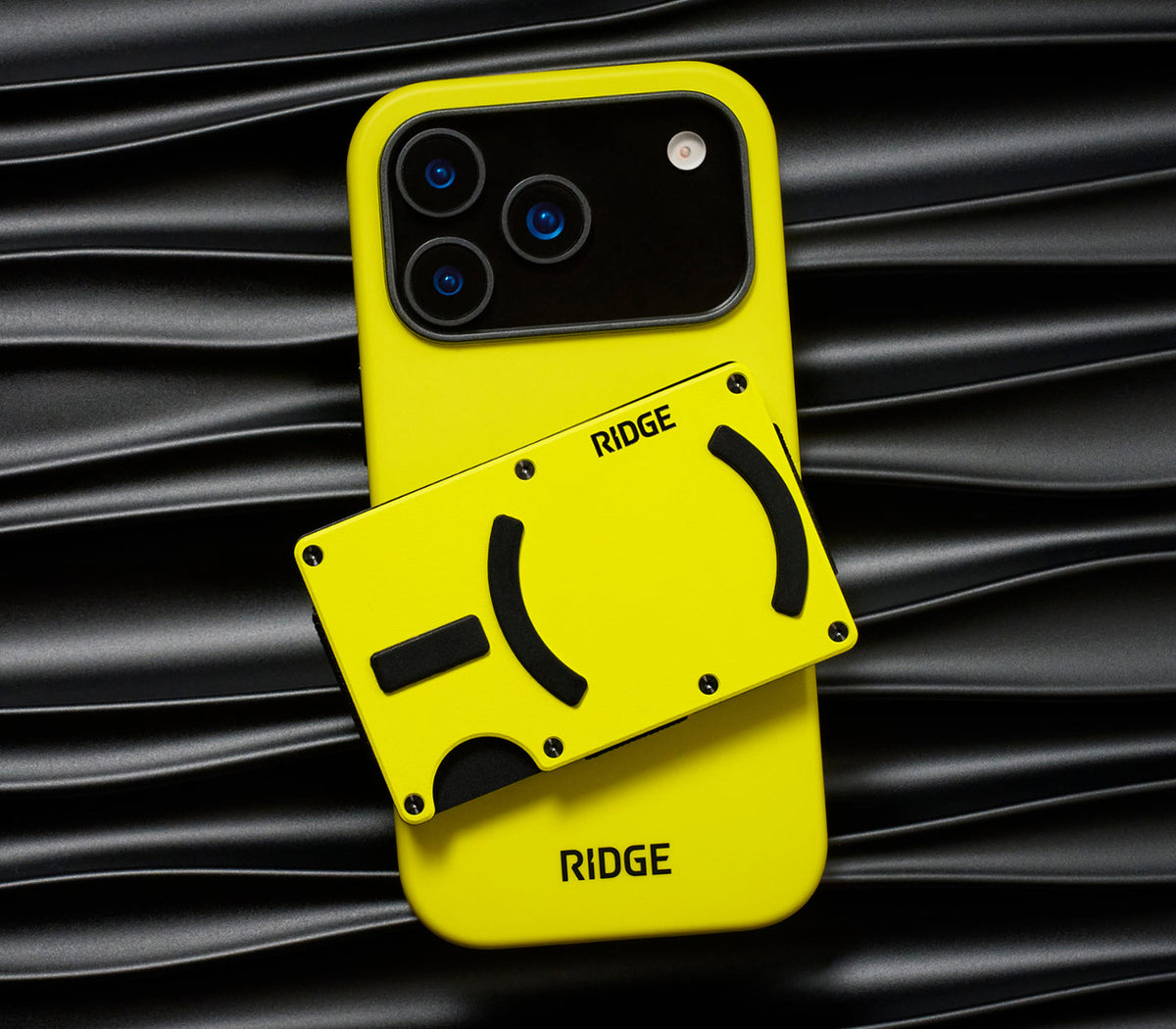 Ridge Wallet for MagSafe - Hyper Lime - Image 6