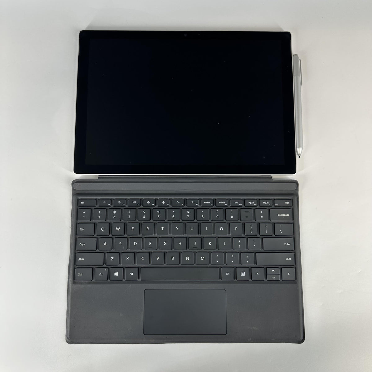 Microsoft Surface Pro 6 12.3 Silver WiFi 1.9 GHz Intel Core i7 8th Gen. 16GB RAM 512GB Solid State Drive