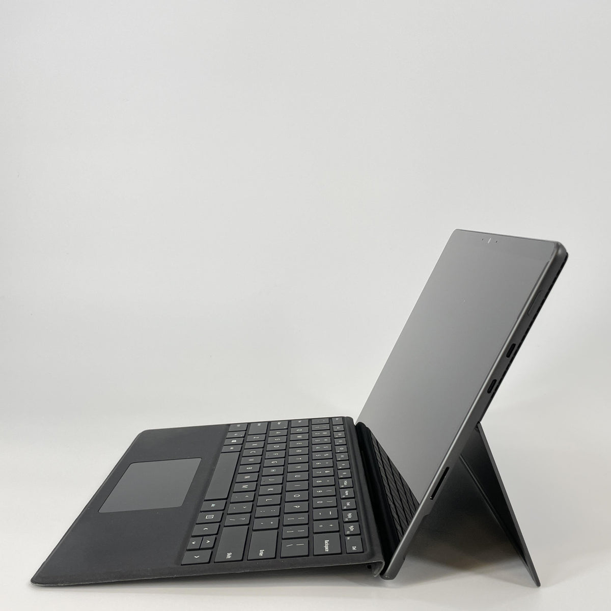 Microsoft Surface Pro 8 13 Black WiFi 3.0 GHz Intel Core i7 11th Gen. 16GB RAM 256GB Solid State Drive - Image 4