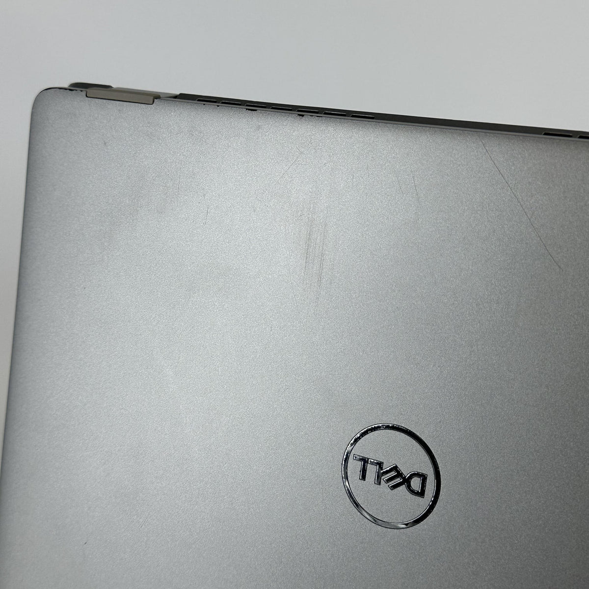 Dell Latitude 5320 13.3 Gray 2.6 GHz Intel Core i5 11th Gen. 8GB RAM 256GB Solid State Drive - Image 13