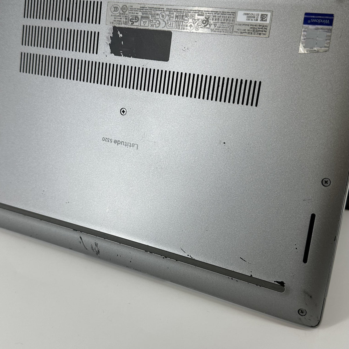 Dell Latitude 5320 13.3 Gray 2.6 GHz Intel Core i5 11th Gen. 8GB RAM 256GB Solid State Drive - Image 15