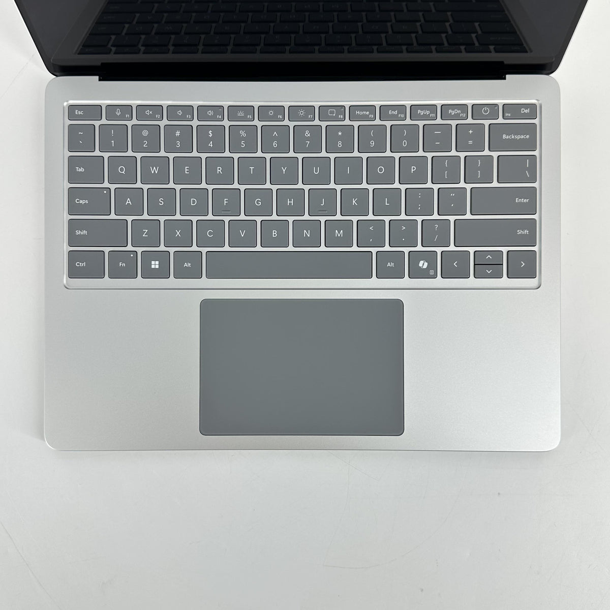 Microsoft Surface Laptop 7 13.8 Platinum WiFi 3.4 GHz Qualcomm Snapdragon X Elite 16GB RAM 1TB Solid State Drive - Image 2