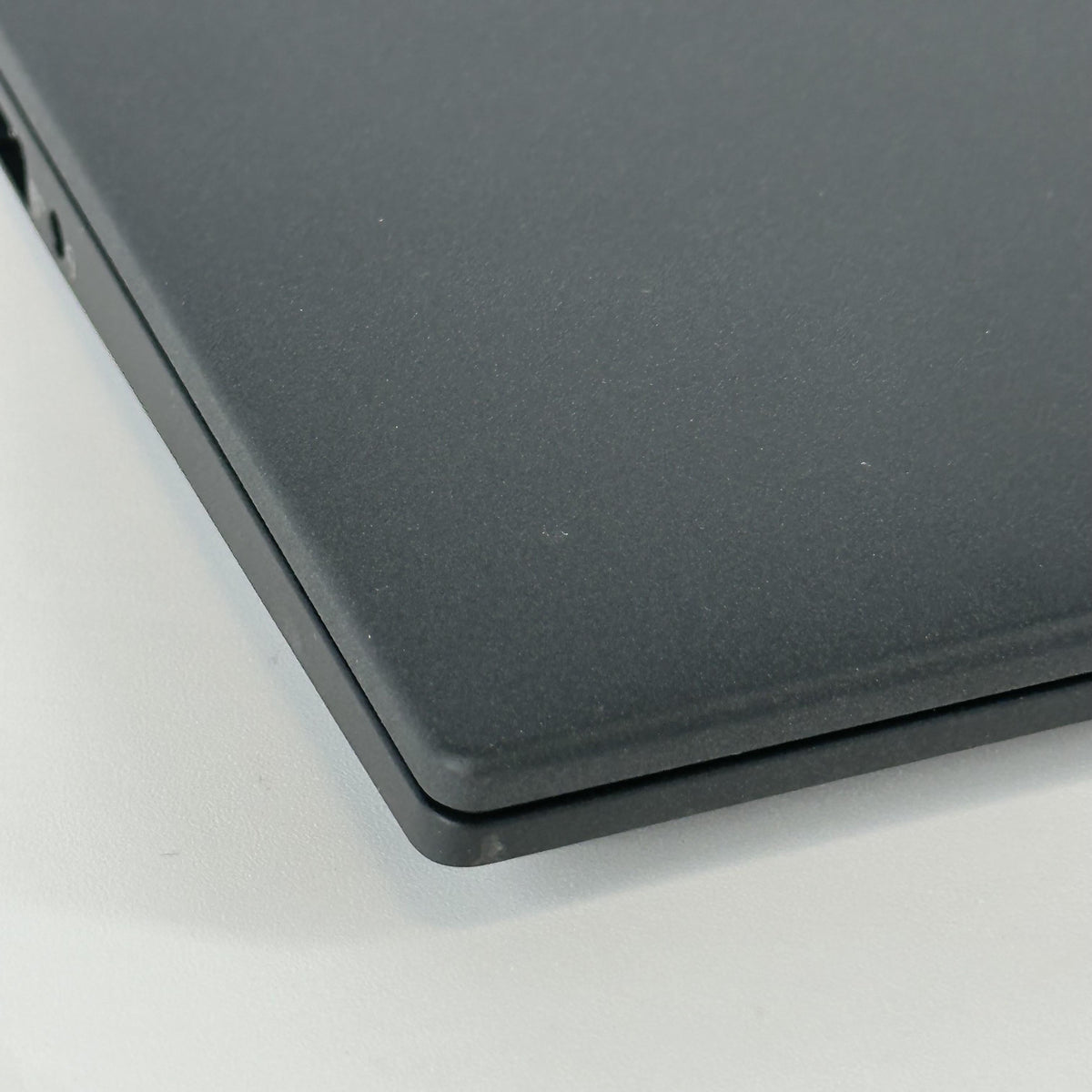 Lenovo ThinkPad T14 Gen 4 Gray 1.8 GHz Intel Core i7 13th Gen. 32GB RAM 512GB Solid State Drive - Image 10
