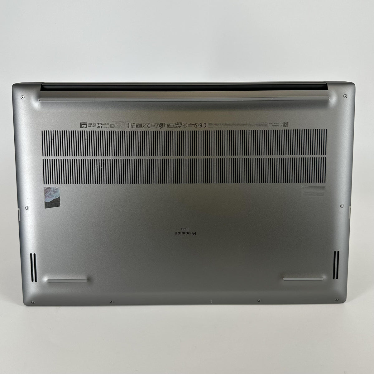 Dell Precision 5690 16 Gray 3.8 GHz Intel Core Ultra 7 32GB RAM 1TB Solid State Drive NVIDIA RTX 2000 Ada 8 GB - Image 6