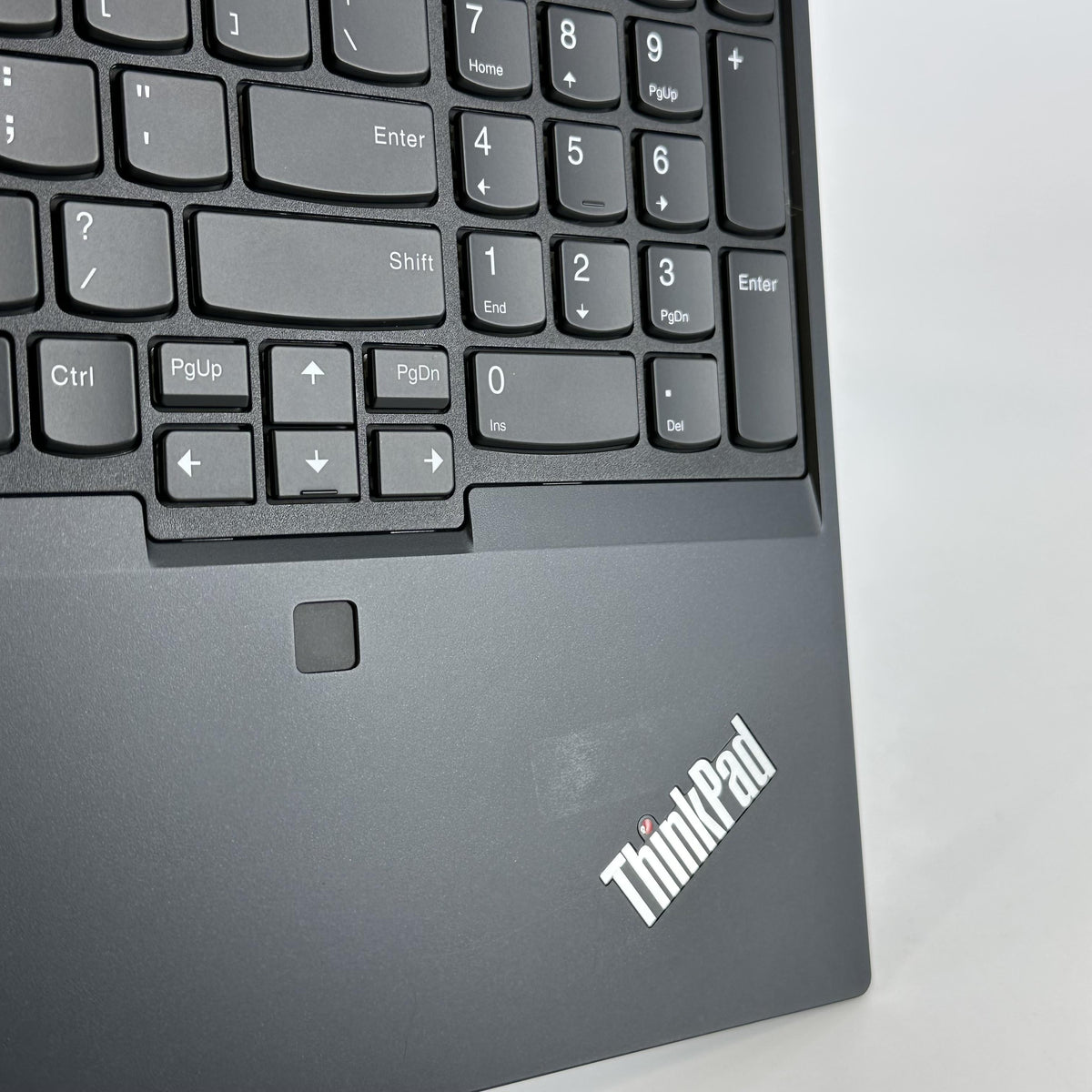 Lenovo ThinkPad P15v Gen 3 Black 3.2 GHz AMD Ryzen 7 Pro 6850H 32GB RAM 1TB Solid State Drive NVIDIA RTX A2000 4 GB - Image 3
