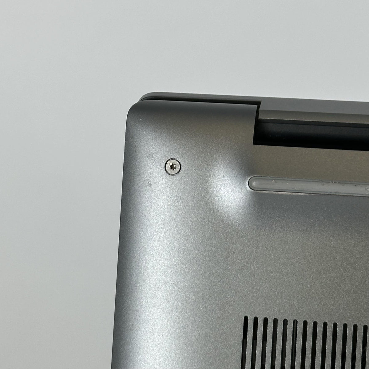 Dell Precision 5680 16 Gray 2.5 GHz Intel Core i7 13th Gen. 32GB RAM 1TB Solid State Drive NVIDIA RTX 2000 Ada 8 - Image 12