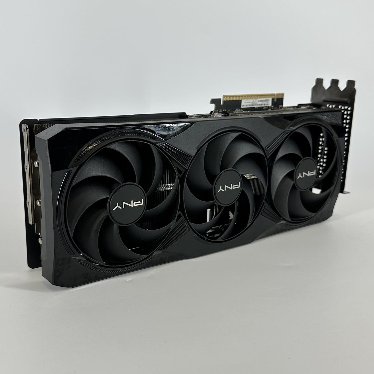 Nvidia Geforce Rtx 5080 16GB RAM - Image 2