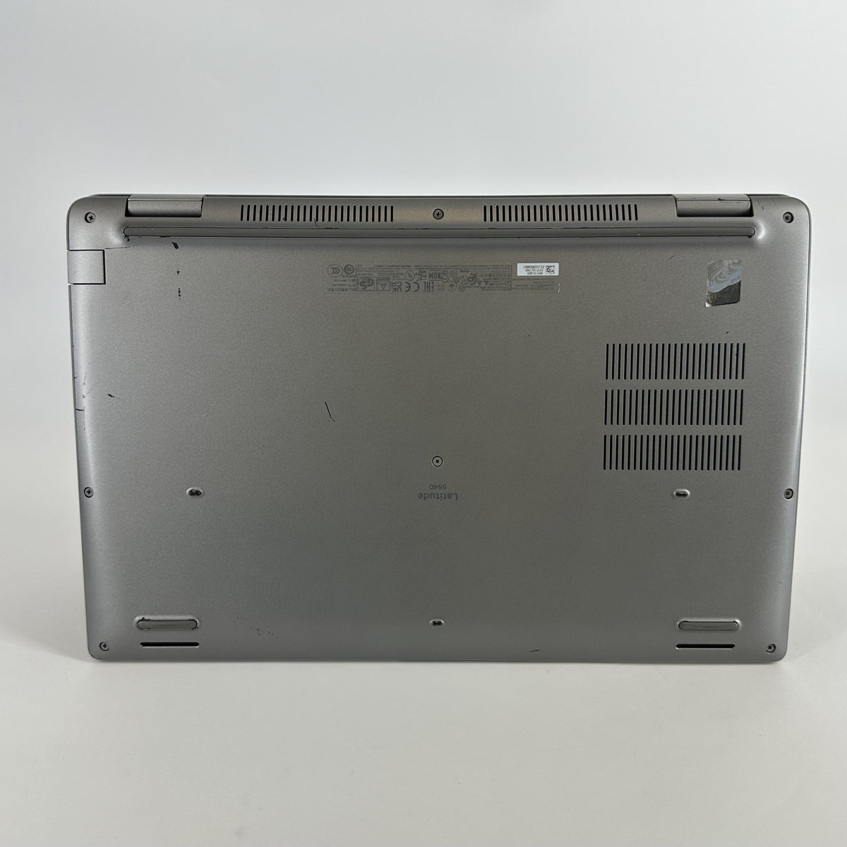 Dell Latitude 5540 15.6 Gray 1.7 GHz Intel Core i7 13th Gen. 32GB RAM 512GB Solid State Drive - Image 13