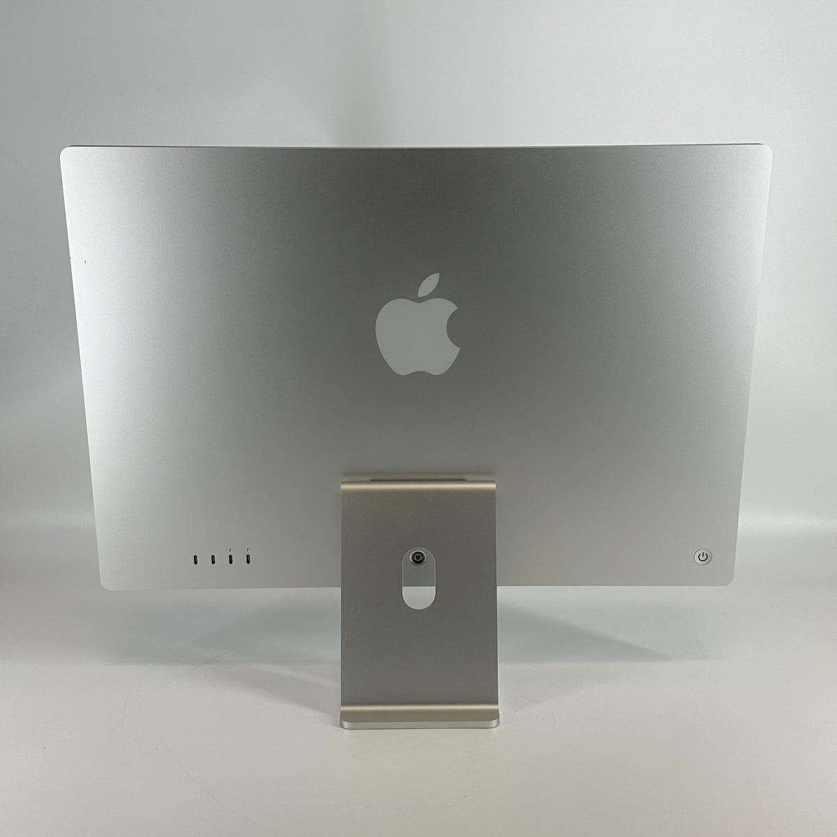 Apple iMac 24 2023 Silver 4.06 GHz M3 8-Core CPU 8GB Unified Memory 512GB Solid State Drive 10-Core GPU - Image 4