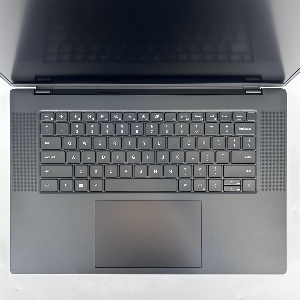 Dell Precision 5680 16 Gray 2.6 GHz Intel Core i9 13th Gen. 64GB RAM 1TB Solid State Drive NVIDIA RTX 4000 Ada 12 - Image 2