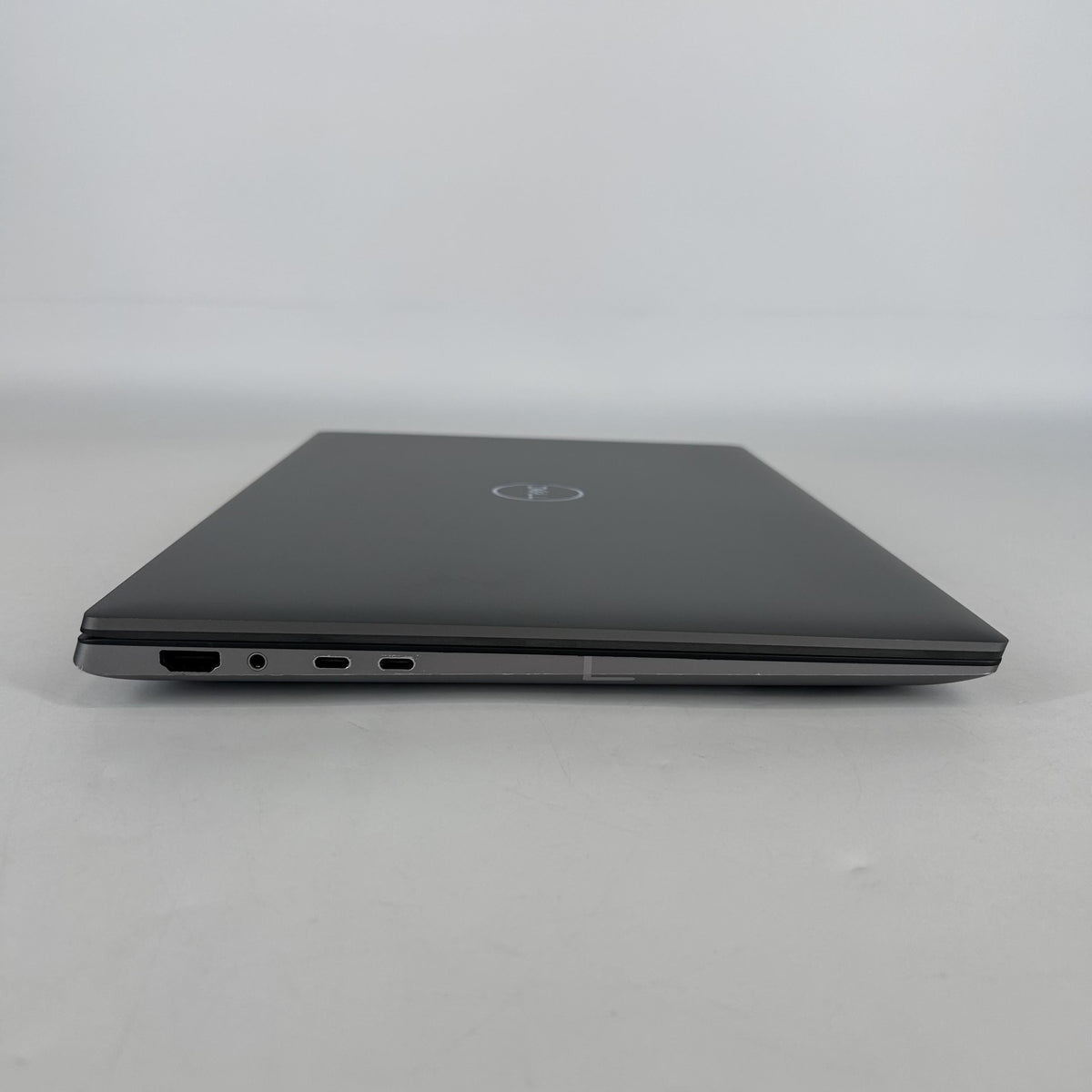 Dell Precision 5680 16 Gray 2.6 GHz Intel Core i9 13th Gen. 64GB RAM 1TB Solid State Drive NVIDIA RTX 4000 Ada 12 - Image 9