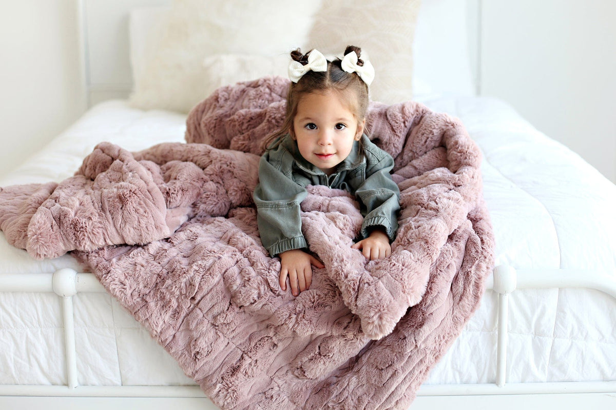 Ultra Sorbet Dusty Orchid Blanket - Image 3