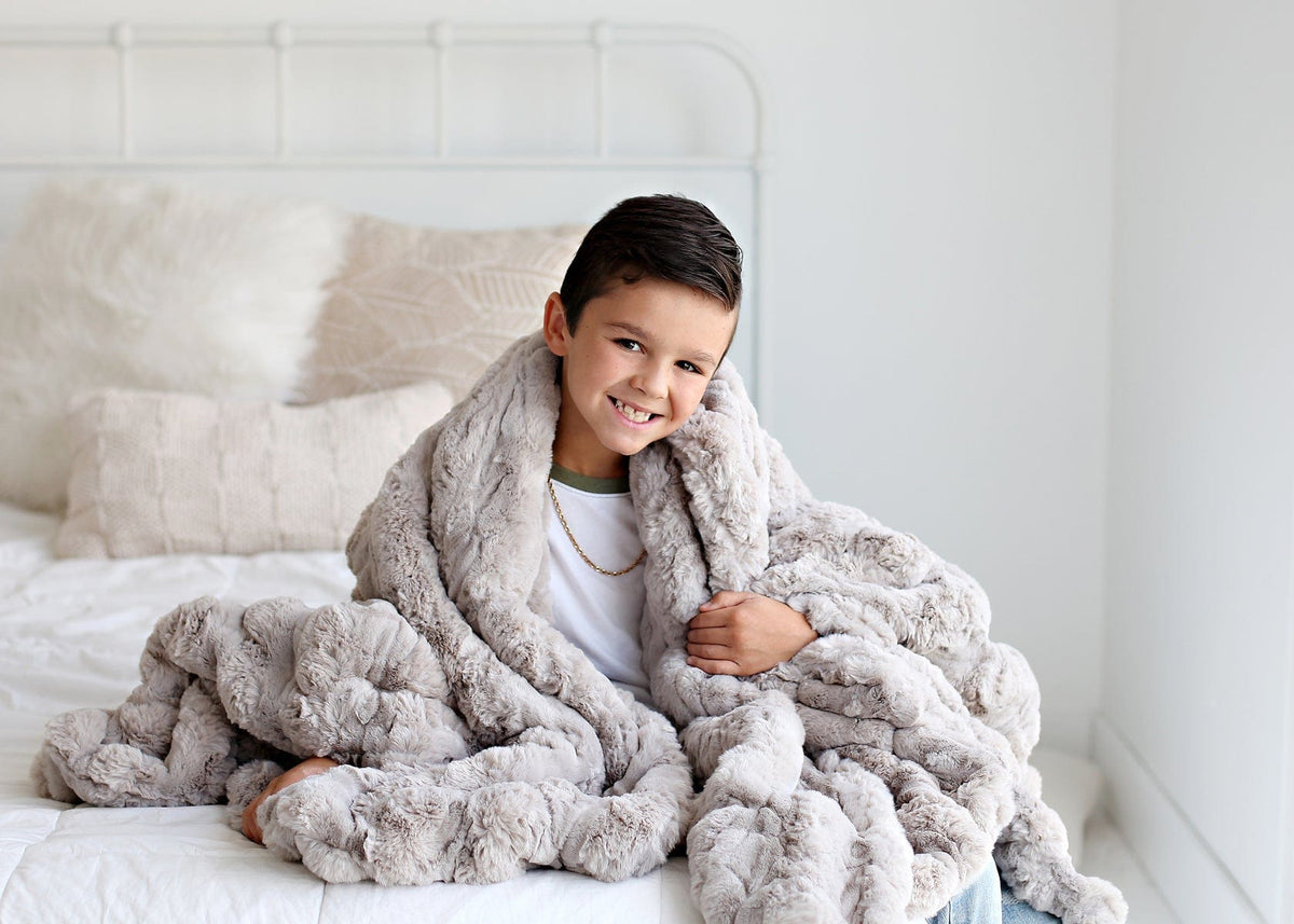 Ultra Sorbet Silver Cloud Blanket - Image 3