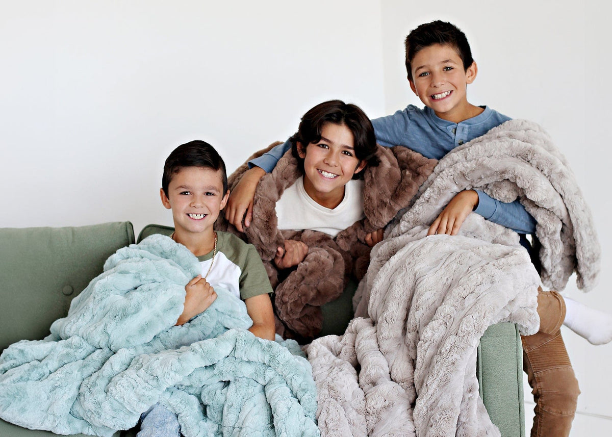 Ultra Sorbet Silver Cloud Blanket - Image 5