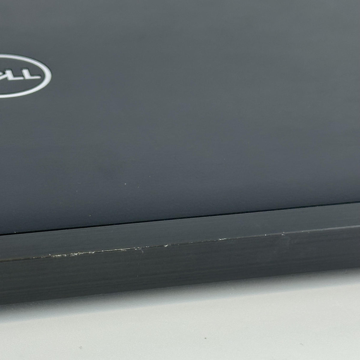 Dell Latitude 7490 14 Black 1.9 GHz Intel Core i7 8th Gen. 16GB RAM 512GB Solid State Drive - Image 16