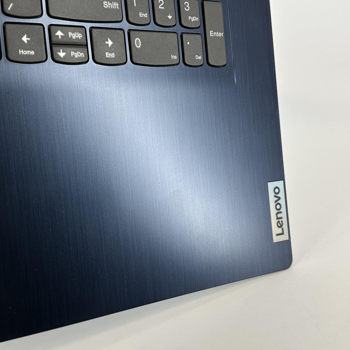 Lenovo IdeaPad 3 17.3 Blue 2.0 GHz AMD Ryzen 7 5825U 8GB RAM 512GB Solid State Drive - Image 11
