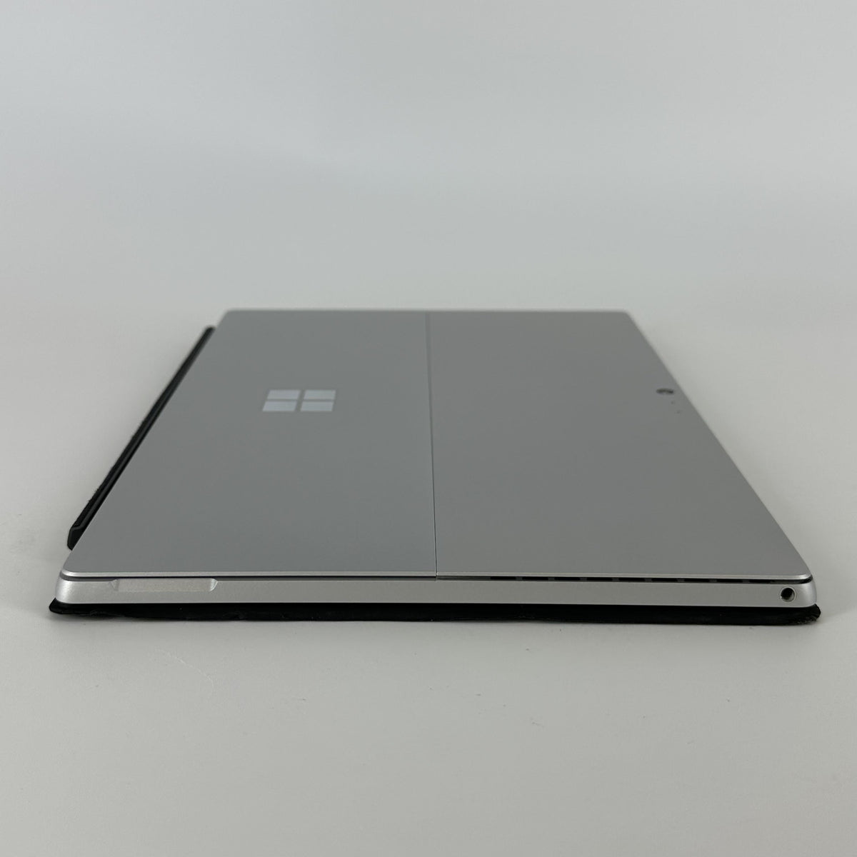 Microsoft Surface Pro 6 12.3 Silver WiFi 1.9 GHz Intel Core i7 8th Gen. 16GB RAM 512GB Solid State Drive - Image 7
