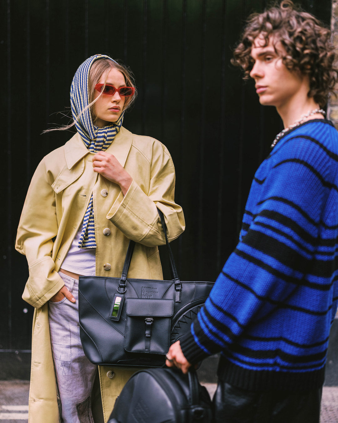 London Fashion Week Red Carpet Ready Tote - Image 6